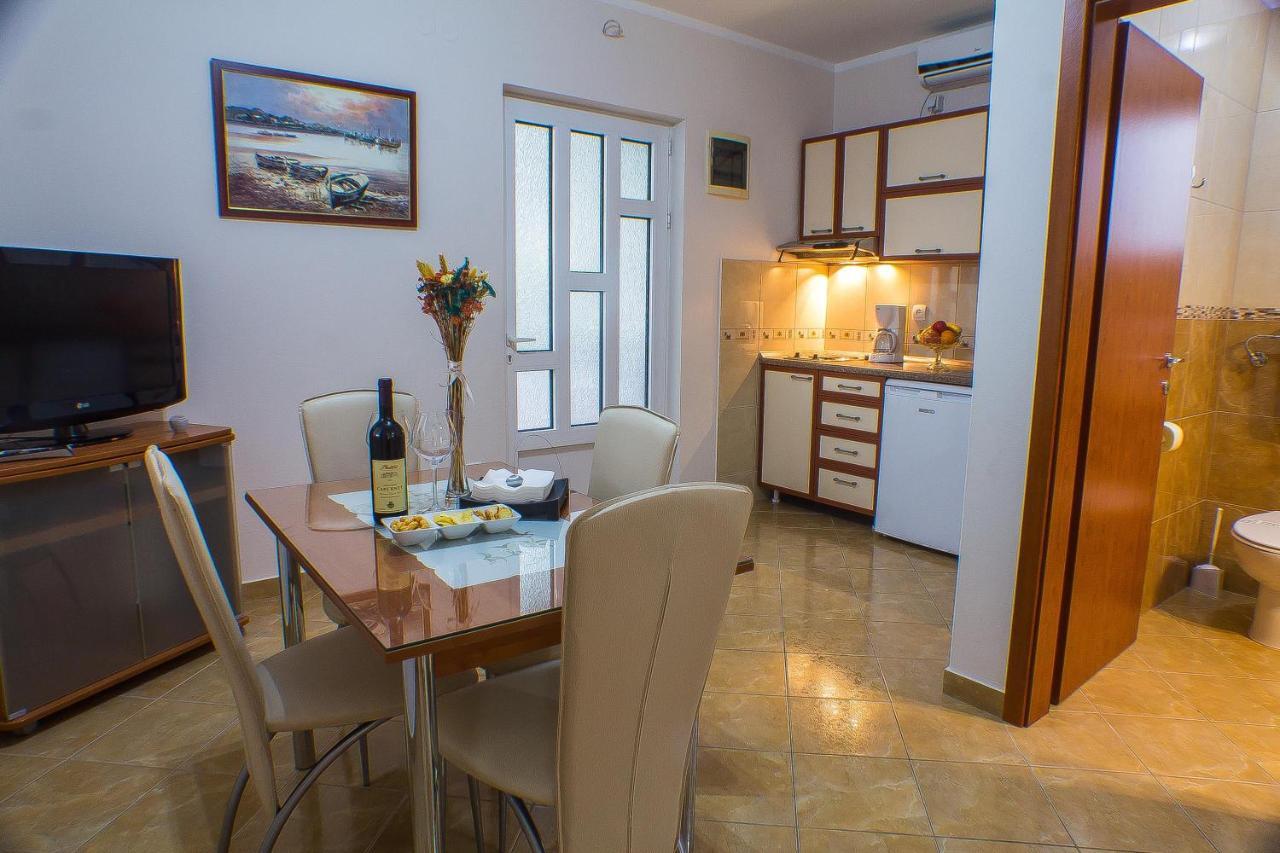 Dmm Apartments Tivat Zewnętrze zdjęcie