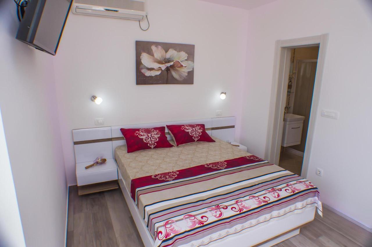 Dmm Apartments Tivat Zewnętrze zdjęcie