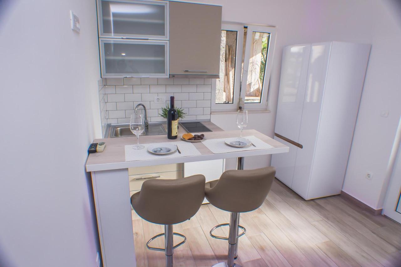 Dmm Apartments Tivat Zewnętrze zdjęcie