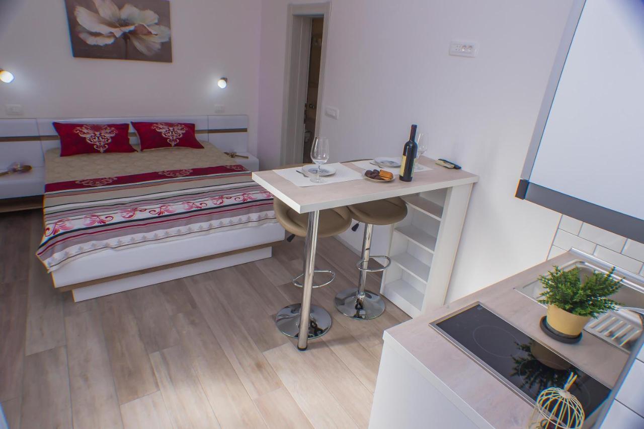 Dmm Apartments Tivat Zewnętrze zdjęcie
