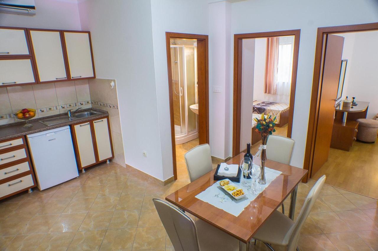 Dmm Apartments Tivat Zewnętrze zdjęcie