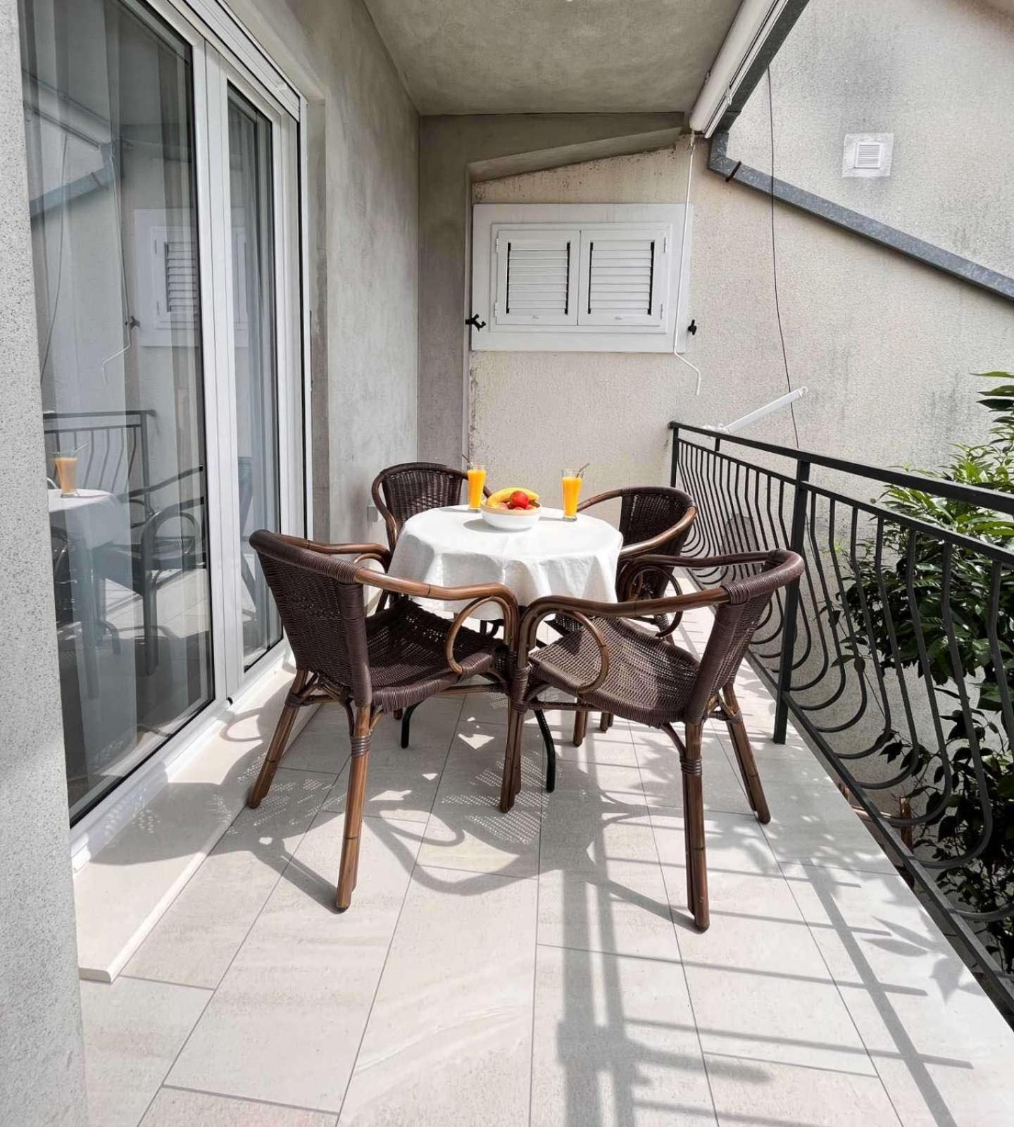 Dmm Apartments Tivat Zewnętrze zdjęcie